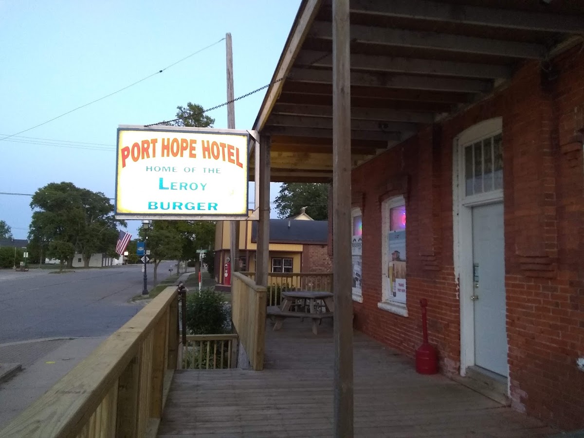 Port Hope Hotel